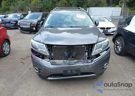 2015 Nissan Pathfinder Platinum z USA, uszkodzony, nr VIN 5N1AR2MM5FC616251
